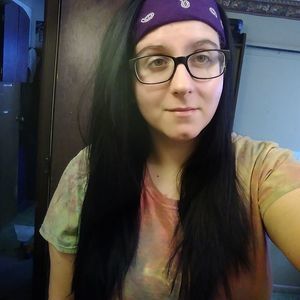 Meet your Posher, Lydia